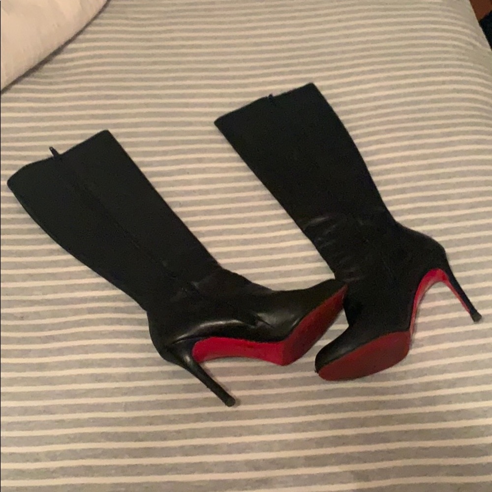 Classic black leather boots size 39